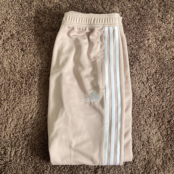 New Men’s Medium Adidas Tiro Pants - Picture 5 of 5